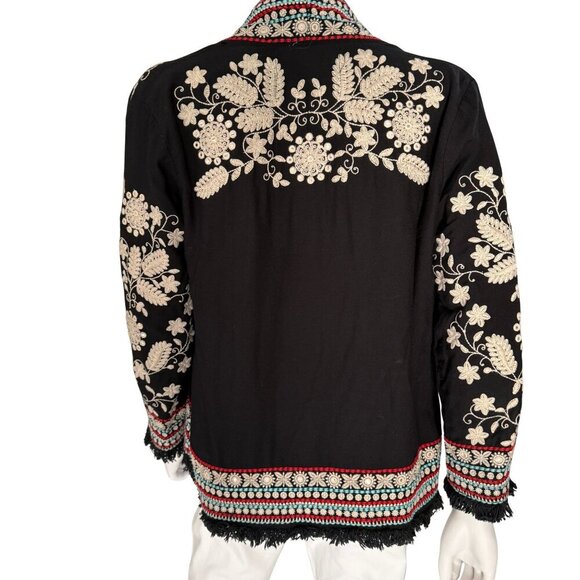 Vipul Shah Hand-Embroidered Black Open-Front Jacket With Floral Ivory Threadwork - Picture 3 of 8
